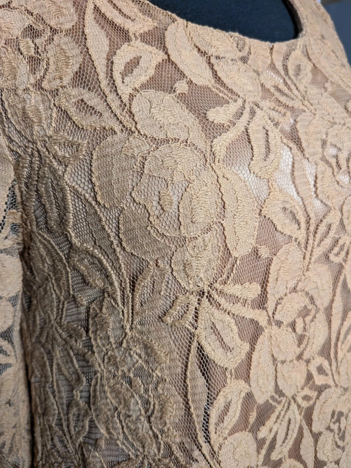 Robe en dentelle – photo 3